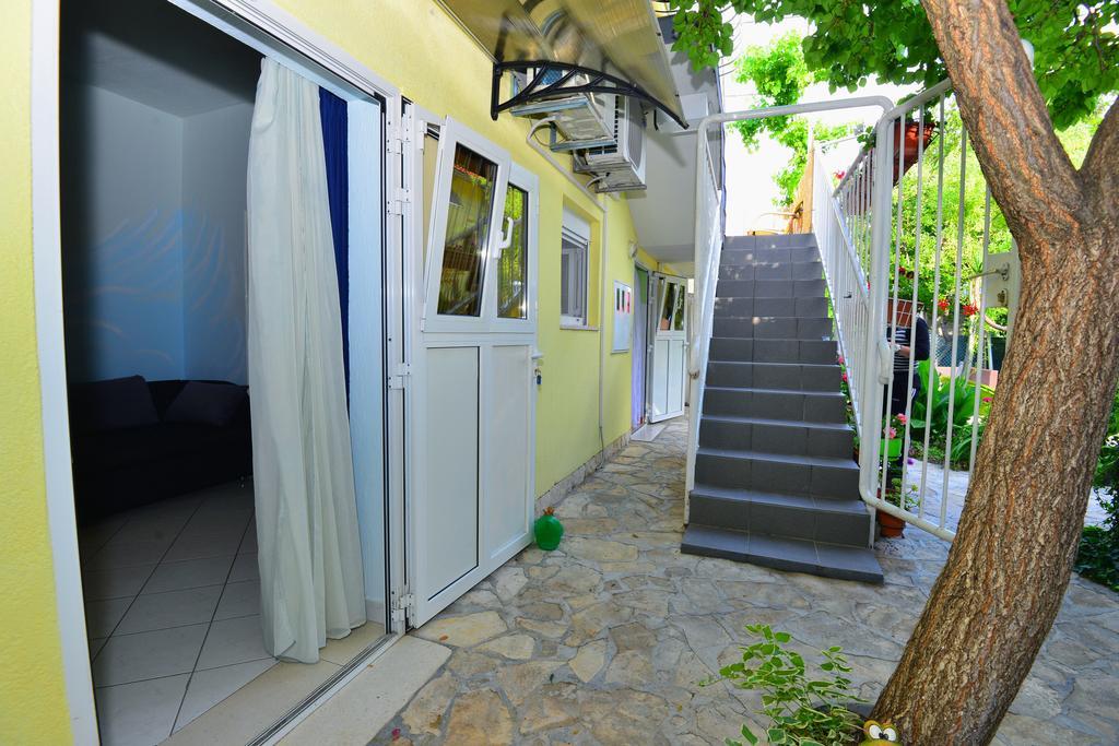Apartments Veky 3 Σπλιτ Εξωτερικό φωτογραφία