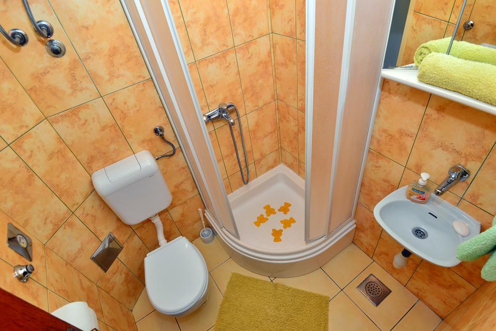 Apartments Veky 3 Σπλιτ Εξωτερικό φωτογραφία