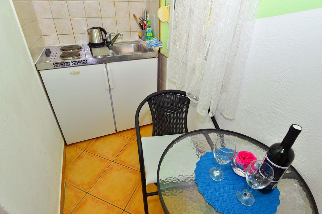 Apartments Veky 3 Σπλιτ Εξωτερικό φωτογραφία