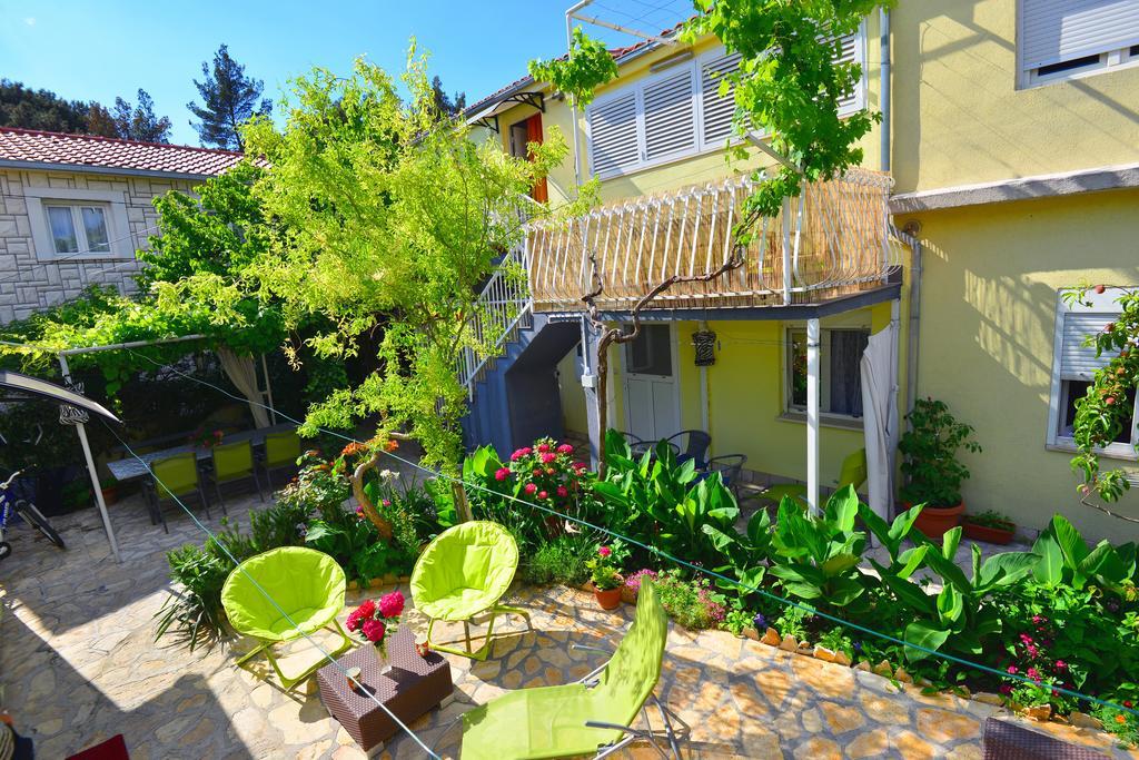 Apartments Veky 3 Σπλιτ Εξωτερικό φωτογραφία